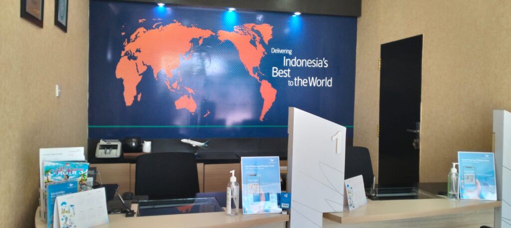 beli tiket pesawat di garuda bencoolen mall bengkulu