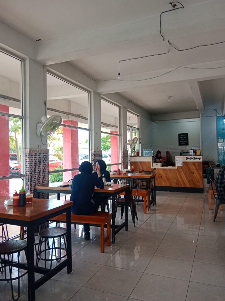 bakso dan mie ayam mas min tebeng