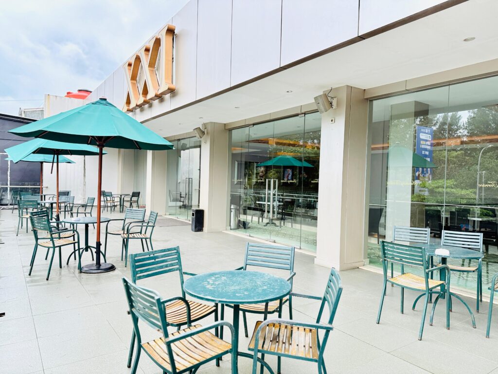 cinema xx1 outdoor