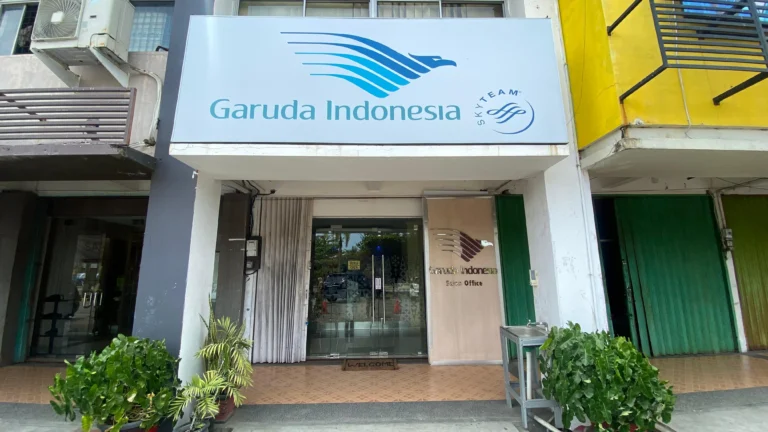 garuda indonesia di bencoolen mall bengkulu
