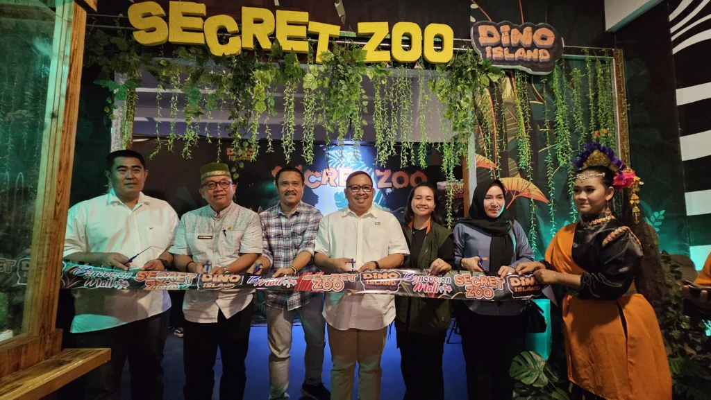 Sensasi Petualangan di Secret Zoo by Dino Island di Bencoolen Mall