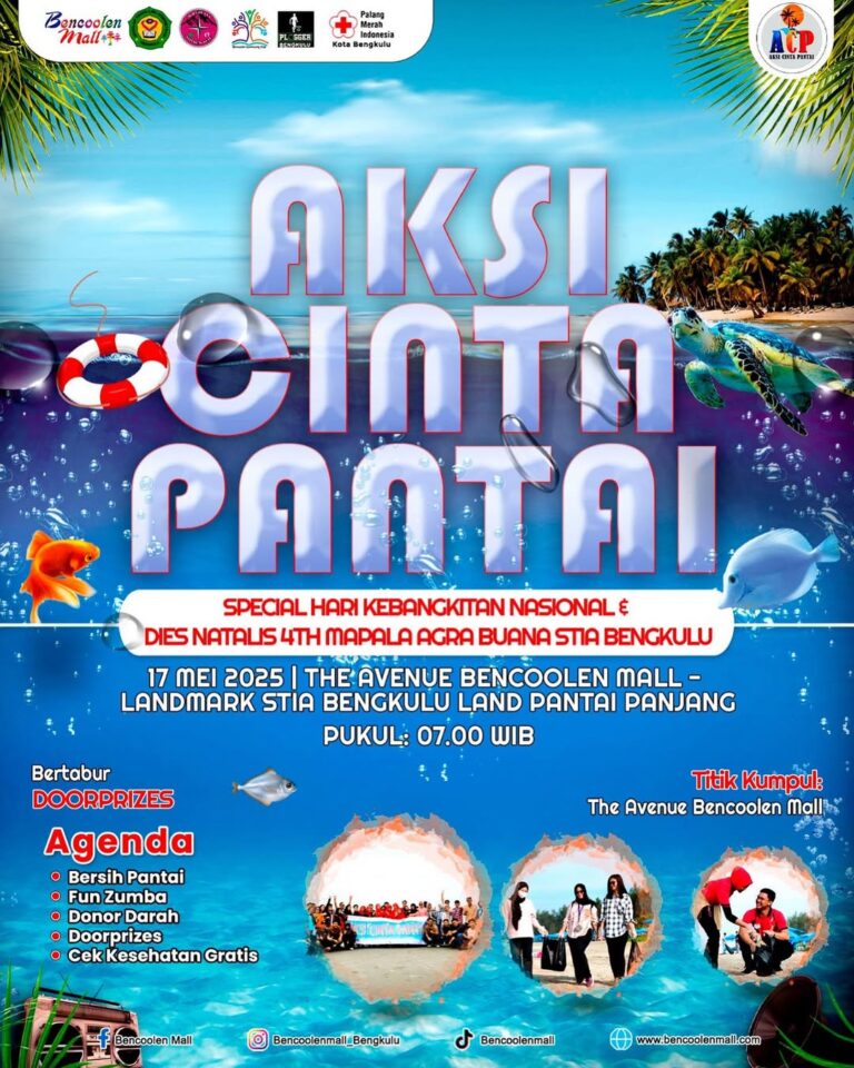 Peserta membersihkan pantai dalam Aksi Cinta Pantai Bengkulu