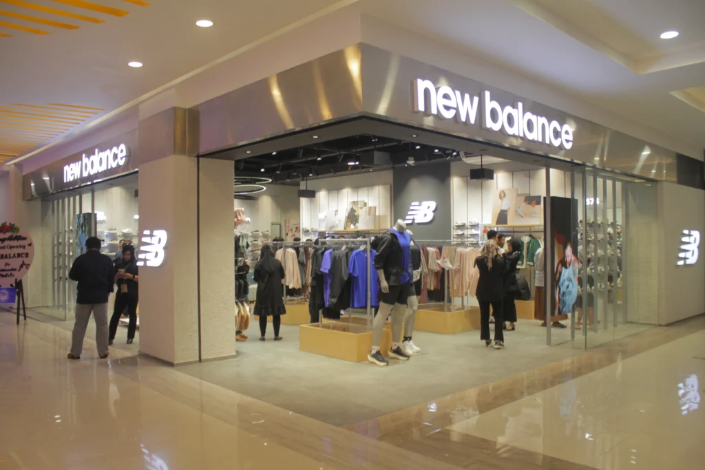 store new balance bencoolen mall bengkulu