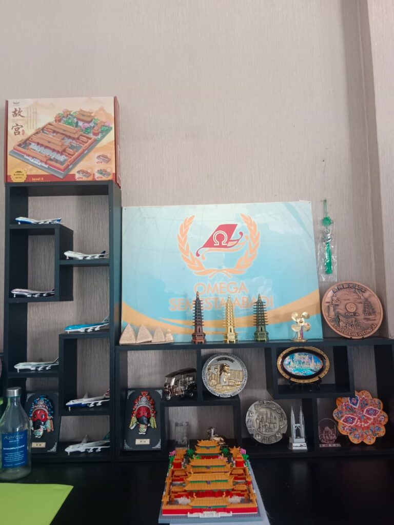 Omega Tour and Travel Bencoolen Mall : Solusi Liburan Mudah, Murah, dan Aman!