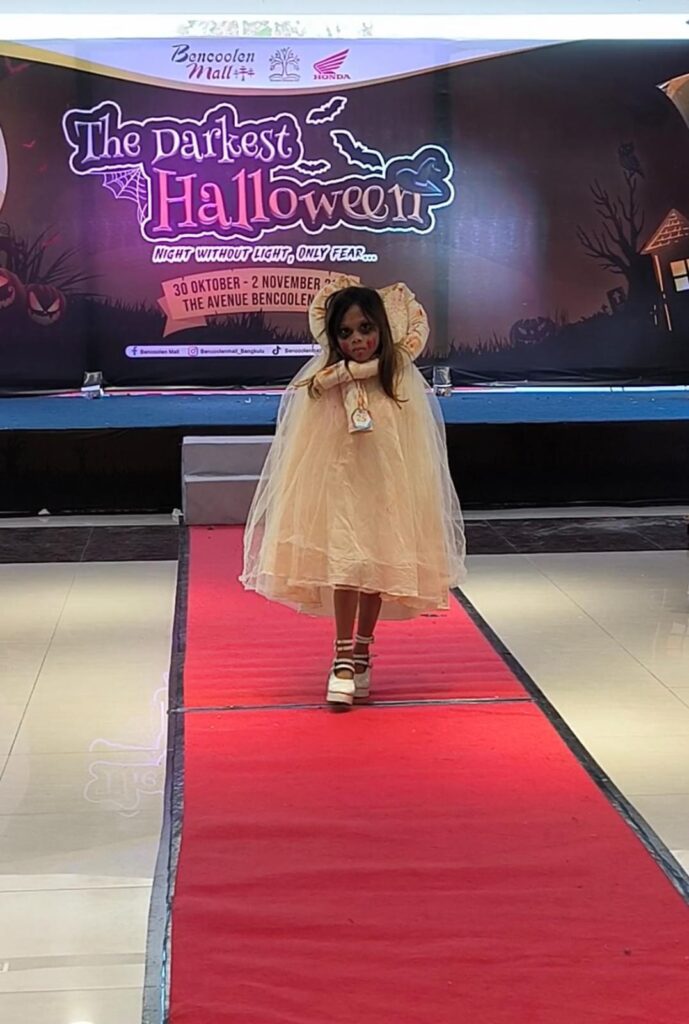 costume contest halloween 2025