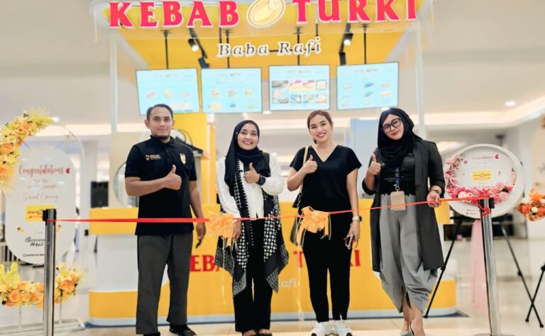 Opening Kebab Turki Baba Rafi di Bencoolen Mall