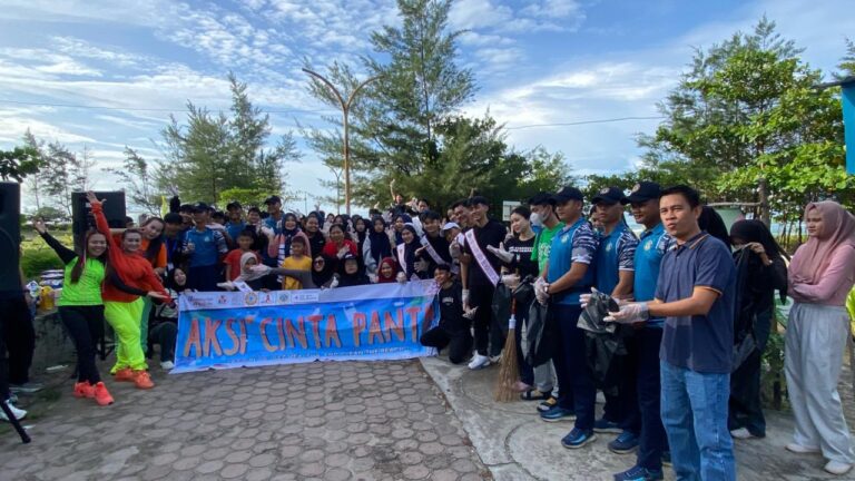 Aksi Cinta Pantai Desember: Kolaborasi seru peduli lingkungan!