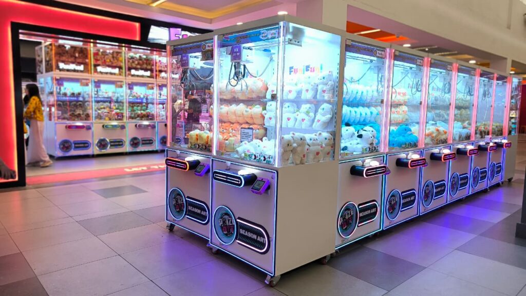 Kunjungi mesin Capit Boneka Funifun! : Seru dan Banyak Hadiah!