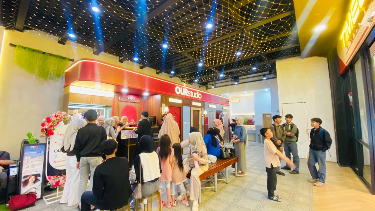 Our Self Photo Studio Bengkulu Resmi Hadir di Bencoolen Mall!