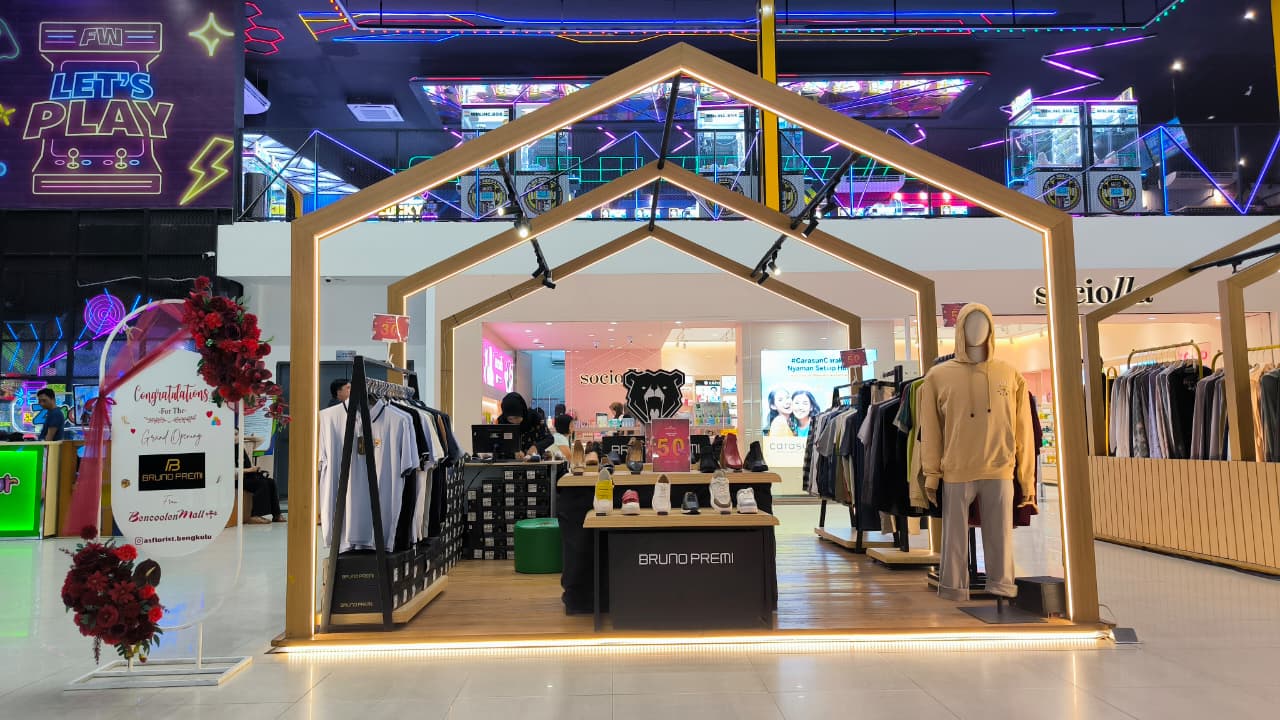 Temukan koleksi fashion elegan di Bruno Premi terdekat!