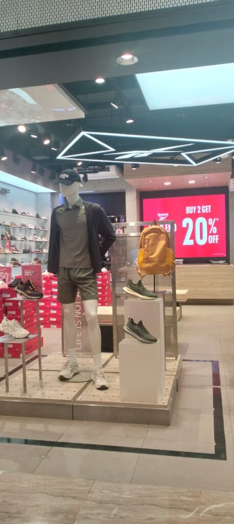 Promo Reebok Buy 2 Get 20% OFF, kunjungi Reebok terdekat!