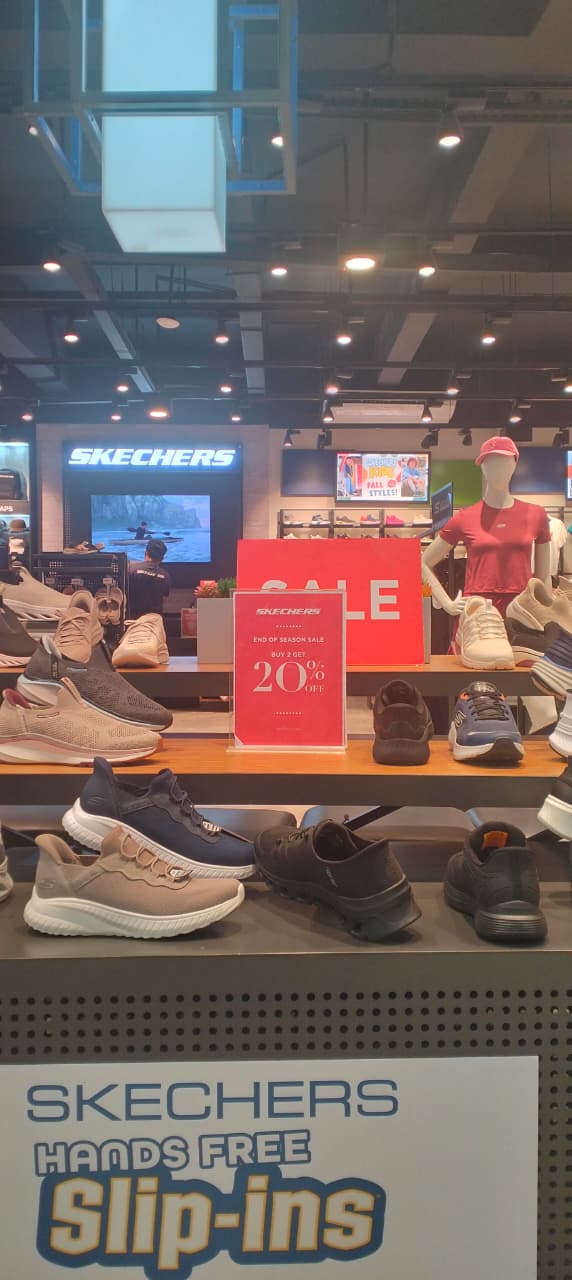 Sepatu Skechers Diskon 20%, Dapatkan di Skechers Terdekat!