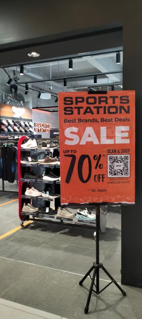 Koleksi sepatu olahraga diskon hingga 70% di Sports Station!
