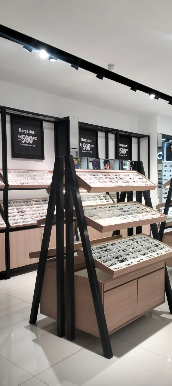 Dapatkan Diskon kacamata Terbaru Hingga 30% di Optik Seis!