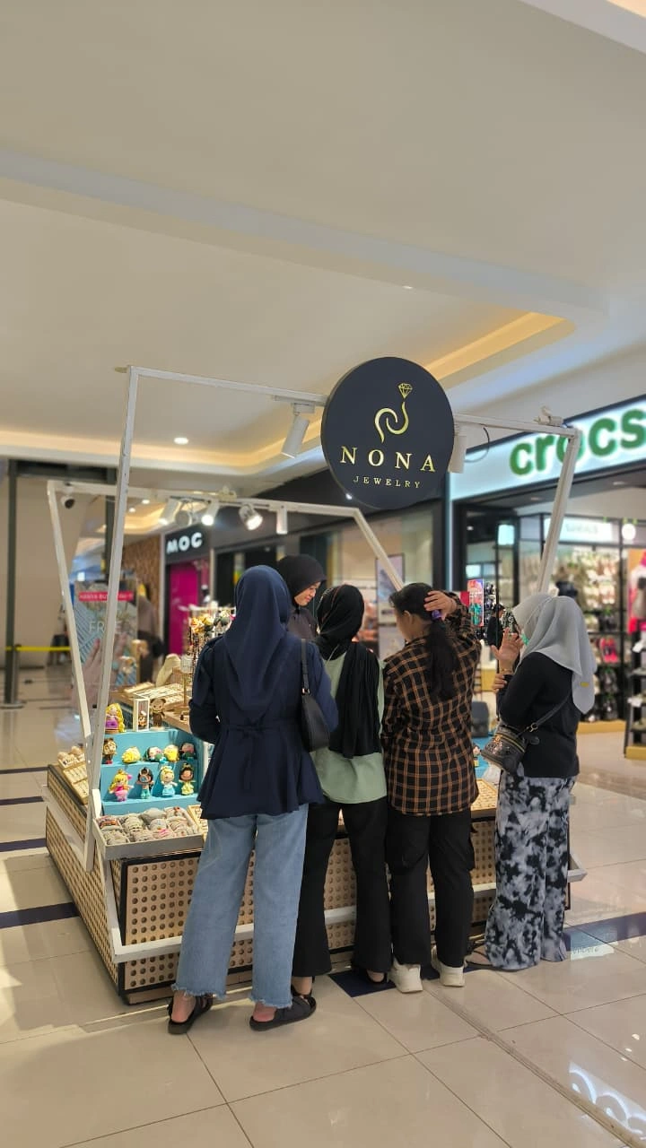 Temukan Aksesoris Wanita Kekinian di Nona Jewelry!