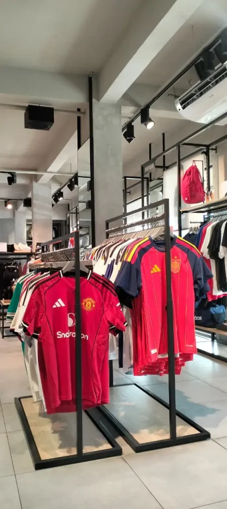 Diskon Adidas Up To 20% di Bencoolen Mall Bengkulu!