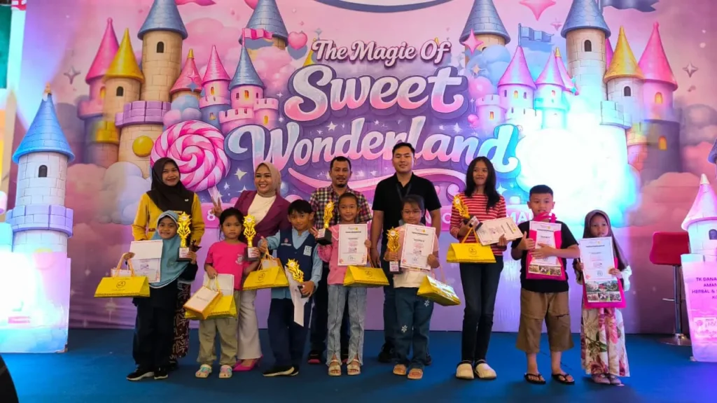 Keseruan Marshmallow Tower Competition Ibu & Anak!