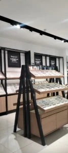 Kacamata Stylish Diskon 30% di Optik Seis Bencoolen Mall!