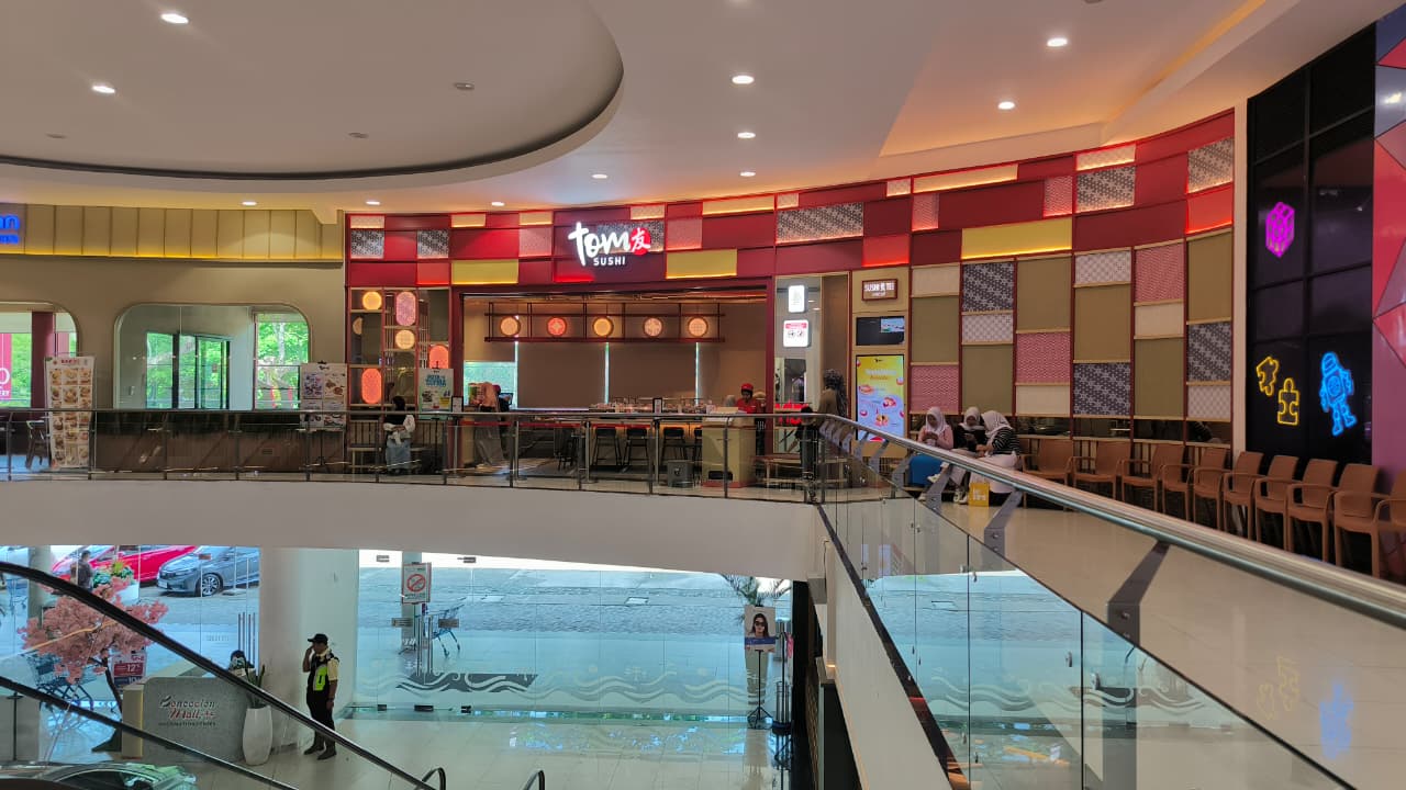 Tom Sushi : Restoran Sushi & Japanese Food Favorit di Bengkulu!