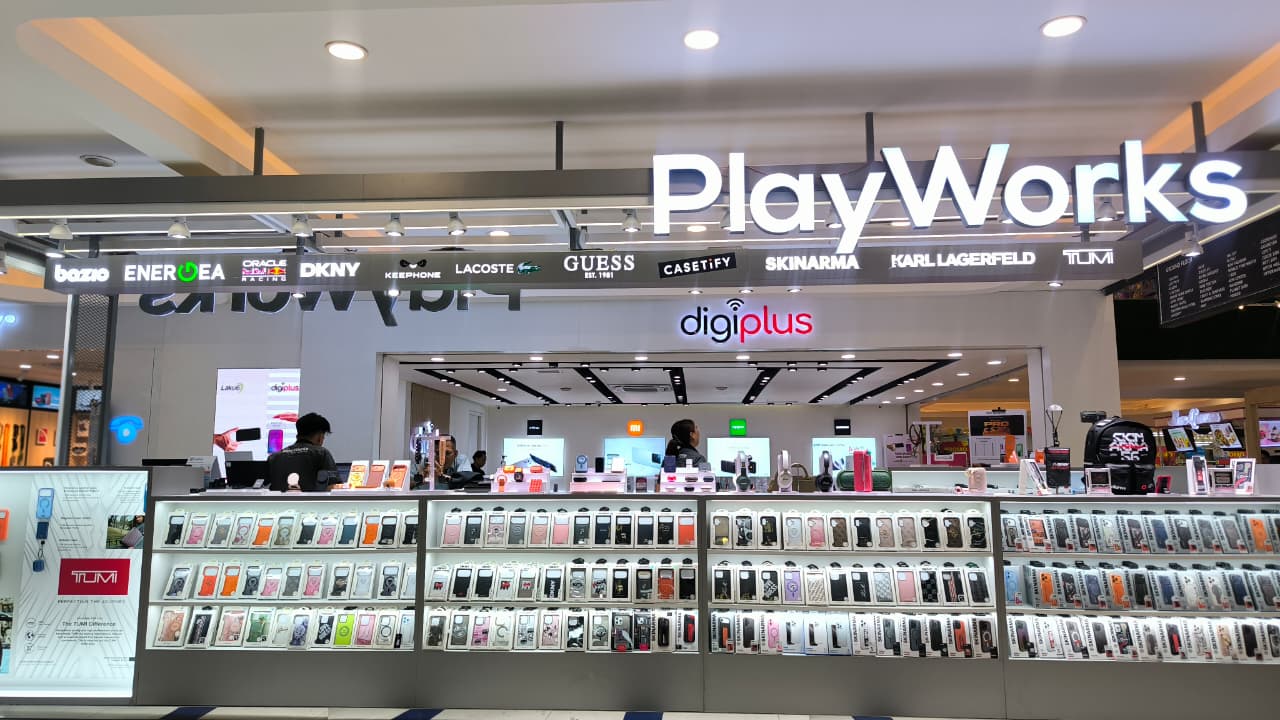 Playworks : Temukan Aksesoris Handphone & Gadget Premium!