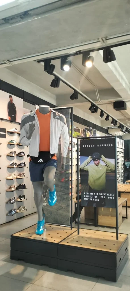 Sepatu Olahraga Adidas Diskon Hingga 30% di Bencoolen Mall!
